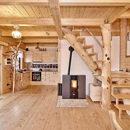 Prawie Na Koncu Drogi Rabka